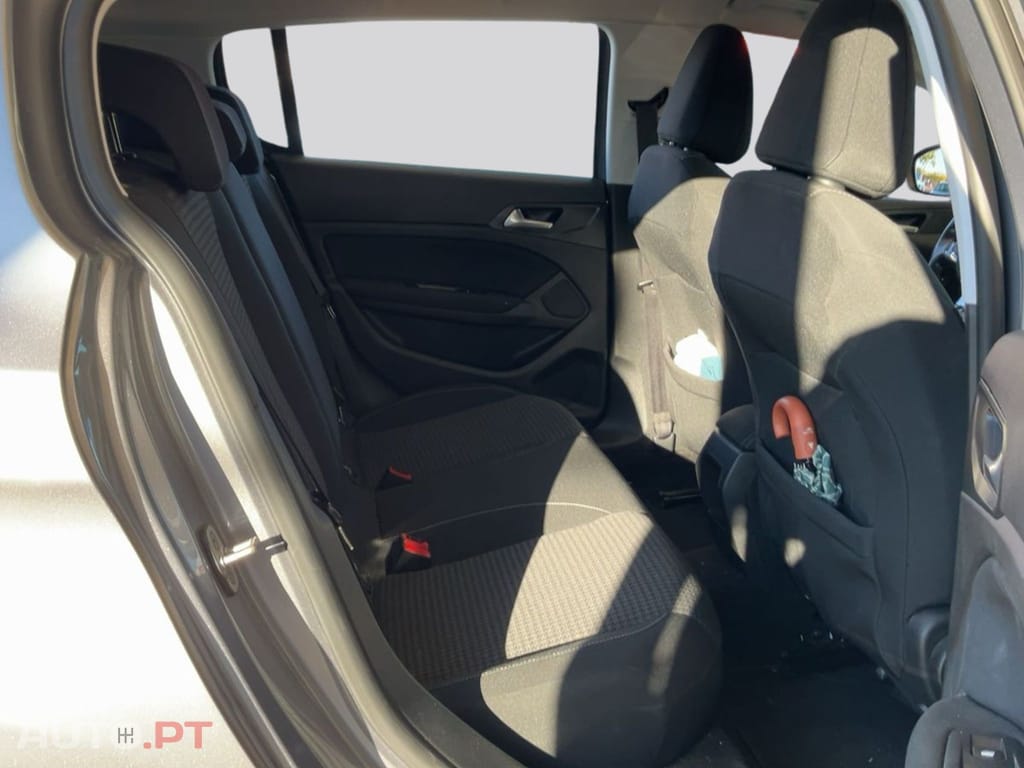 Peugeot 308 1.2 e-THP Style  EAT6