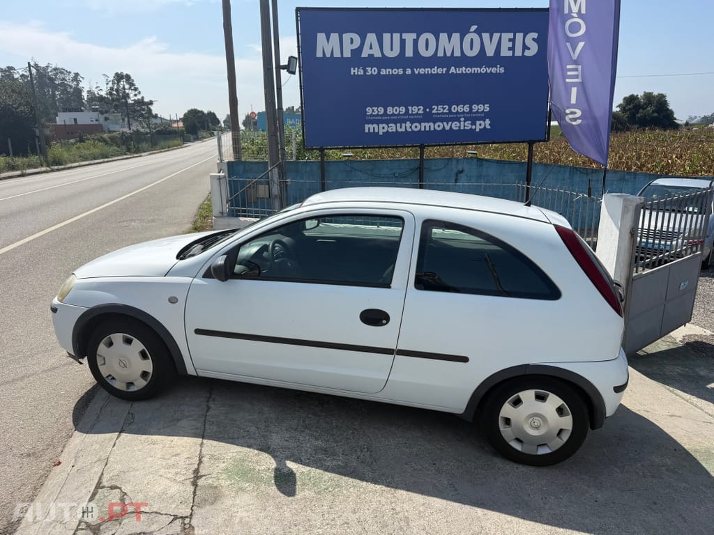 Opel Corsa 1.3 CDTi — fotografia 7