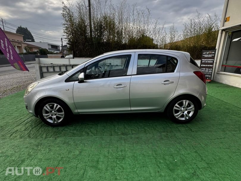 Opel Corsa 1.2 Enjoy