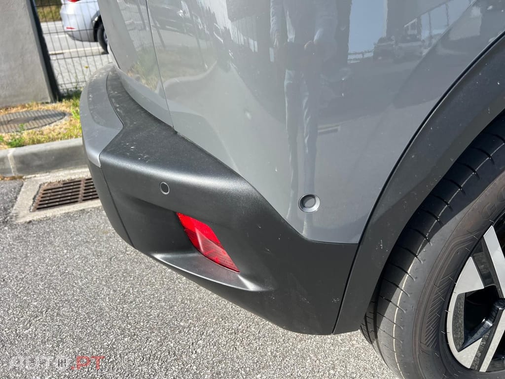 Peugeot E-2008 54 kWh Allure