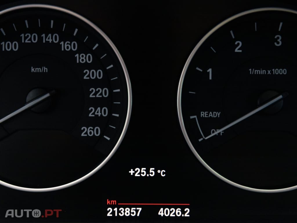 BMW 320 d Auto