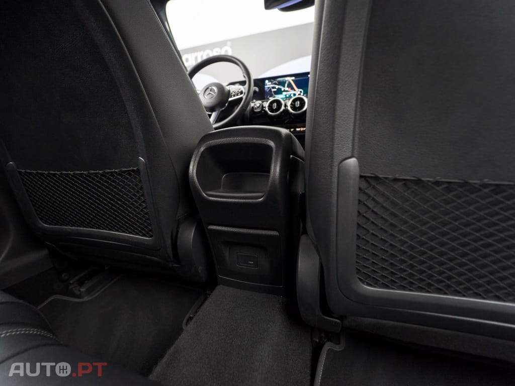 Mercedes-Benz CLA 250 e Shooting Brake Style Plus
