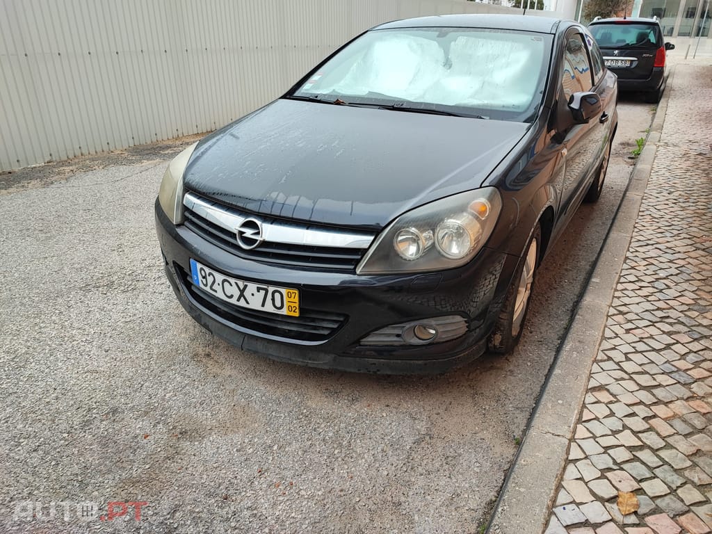 Opel Astra GTC H