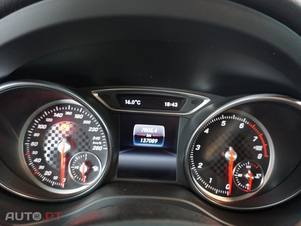 Mercedes-Benz A 180 (BlueEFFICIENCY) AMG Sport