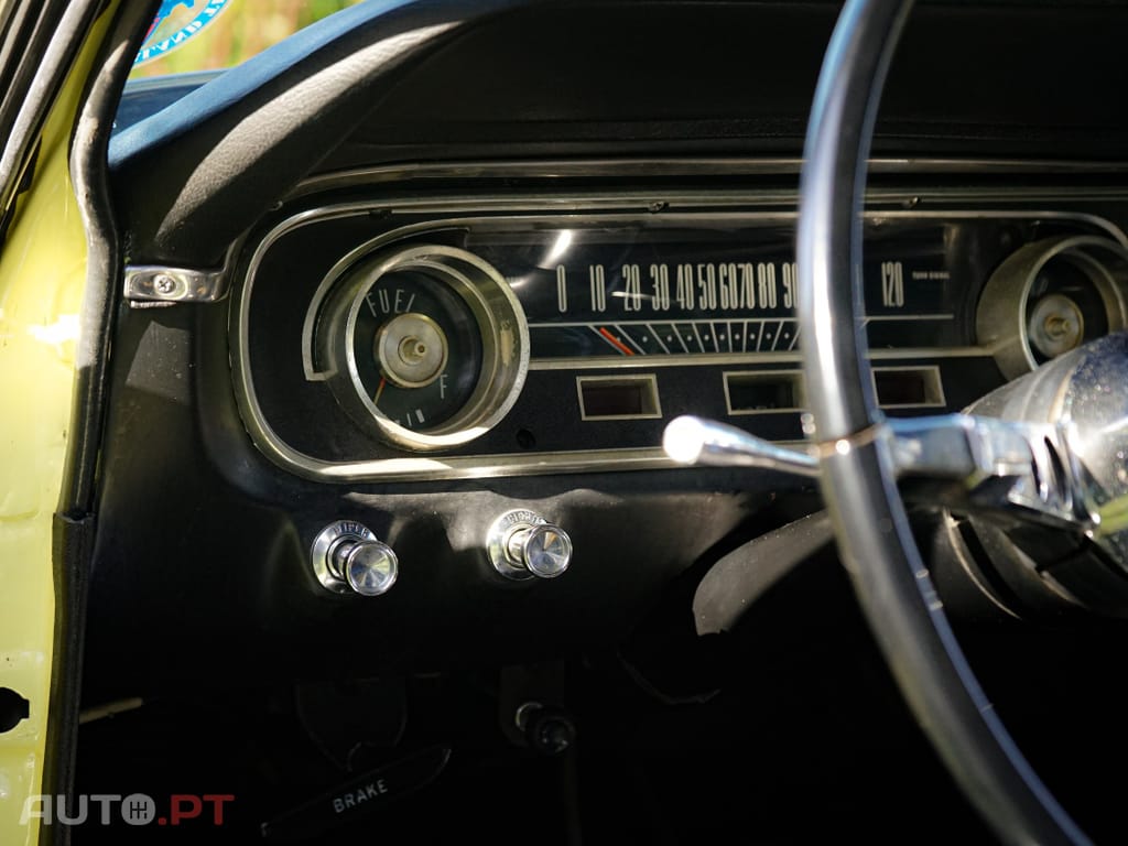 Ford Mustang 289 V8