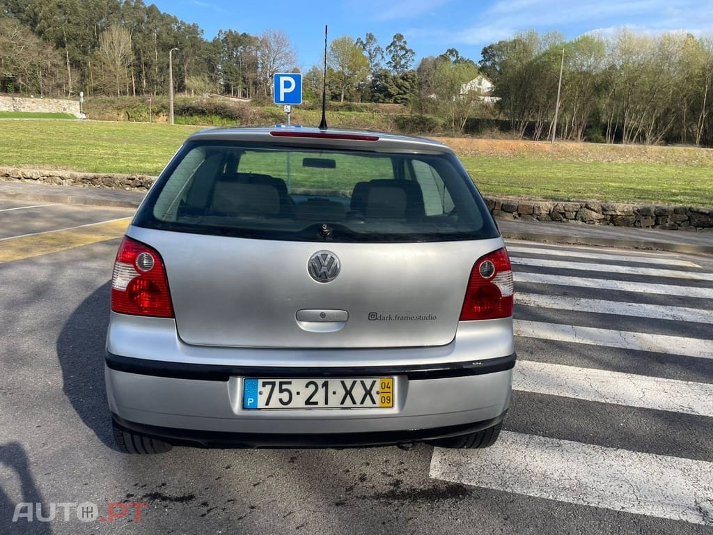 Volkswagen Polo 1.2 Confortline — fotografia 4