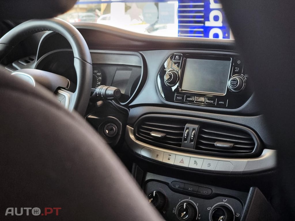 Fiat Tipo 1.3 M-Jet Street