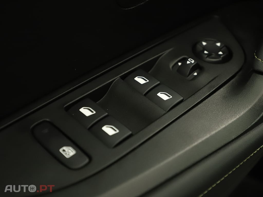 Peugeot 2008 2008 1.2 PureTech GT EAT8