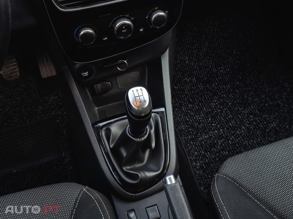 Renault Clio Sport Tourer Energy dCi 110 Start & Stop INTENS