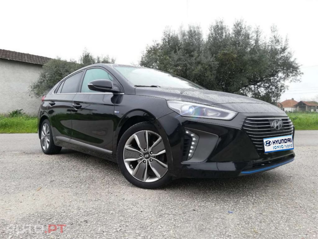Hyundai Ioniq 1.6 GDI Hybrid Tech
