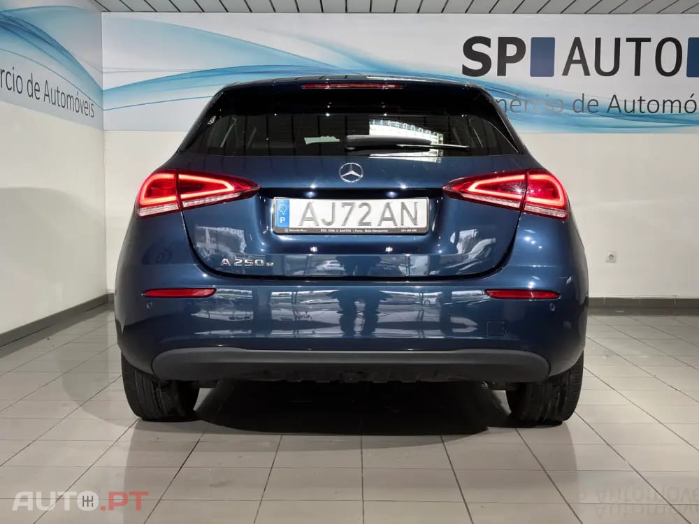 Mercedes-Benz A 250 e Style Plus