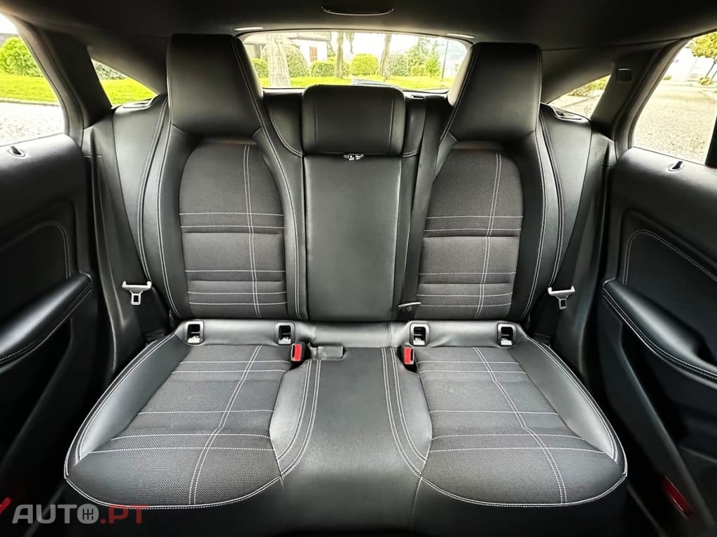 Mercedes-Benz CLA 180 d Shooting Brake