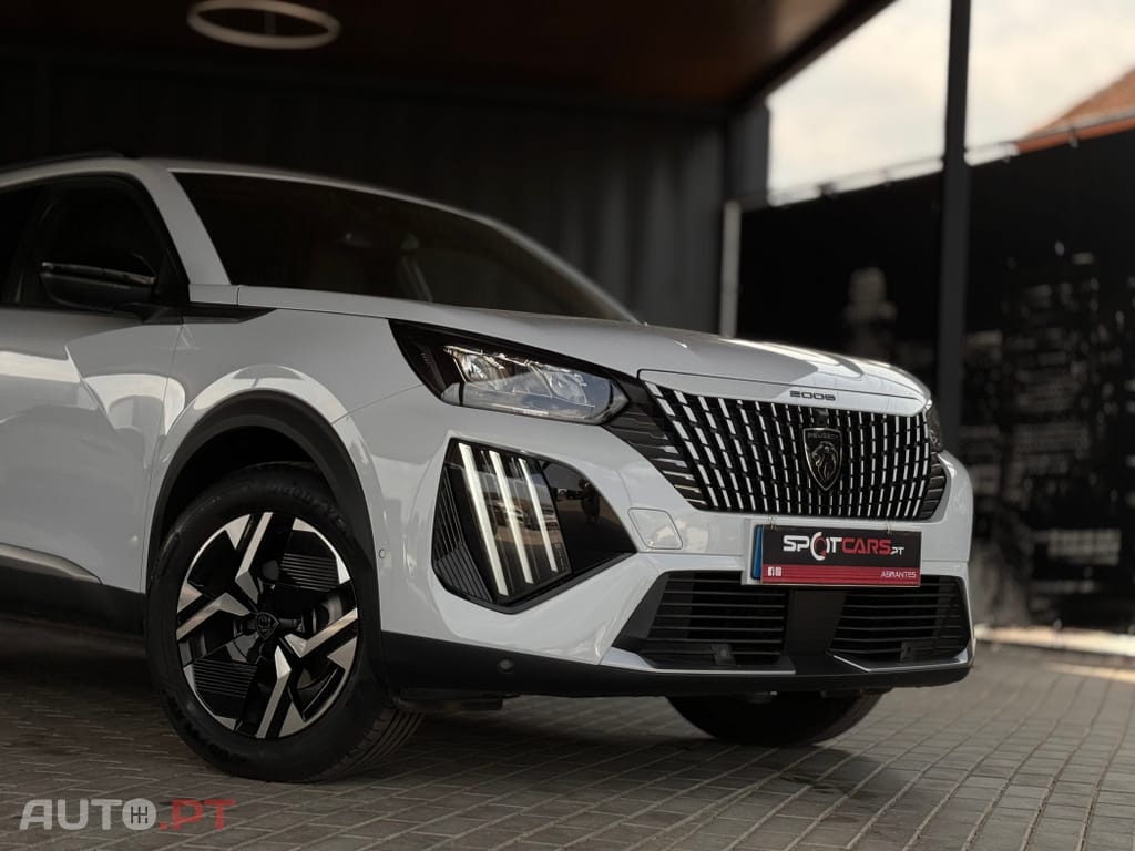 Peugeot 2008 1.2 PureTech Allure