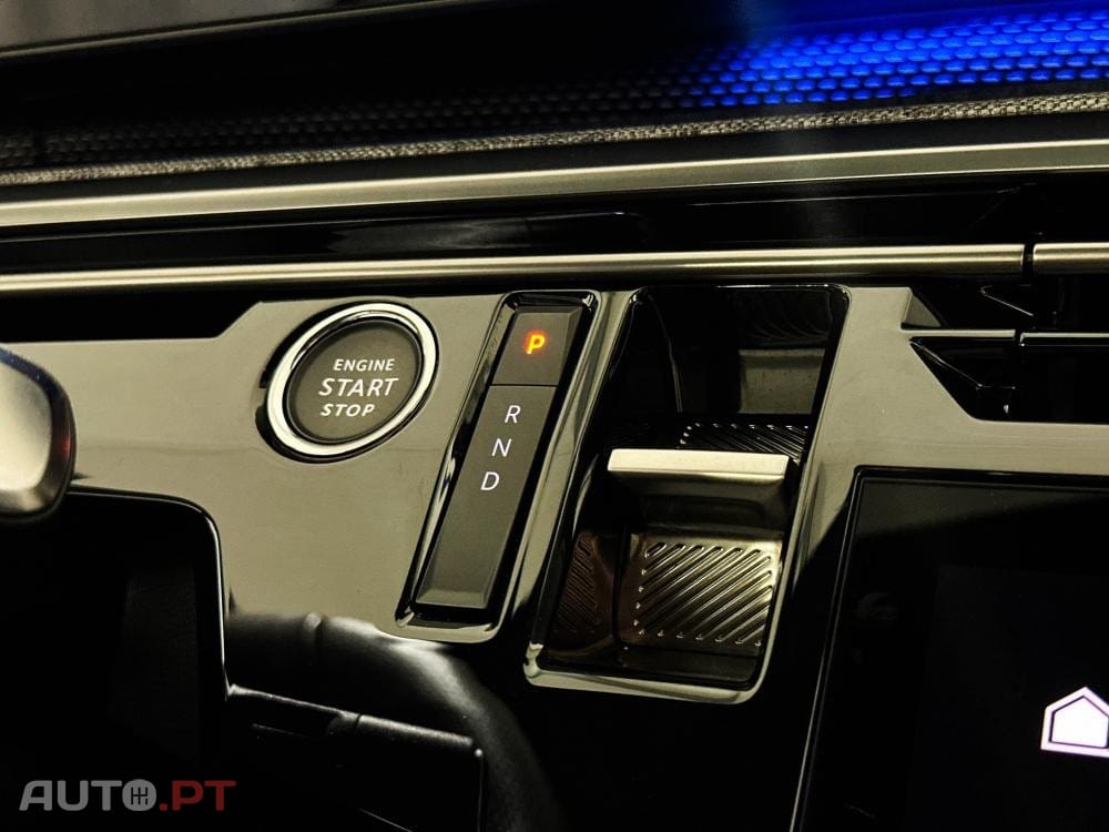 Peugeot E-3008 73 kWh Allure