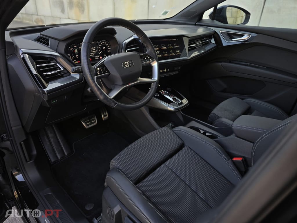 Audi Q4 E-Tron 45 82 kWh SE Business Plus