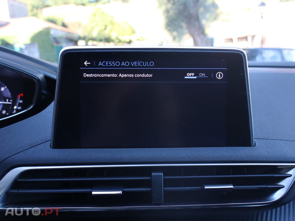 Peugeot 3008 1.5 BlueHDi Allure EAT8