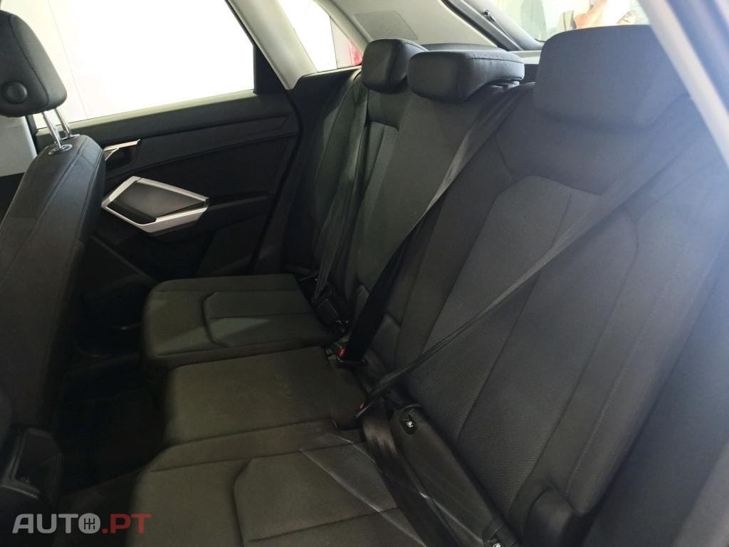 Audi Q3 35 TDI S tronic