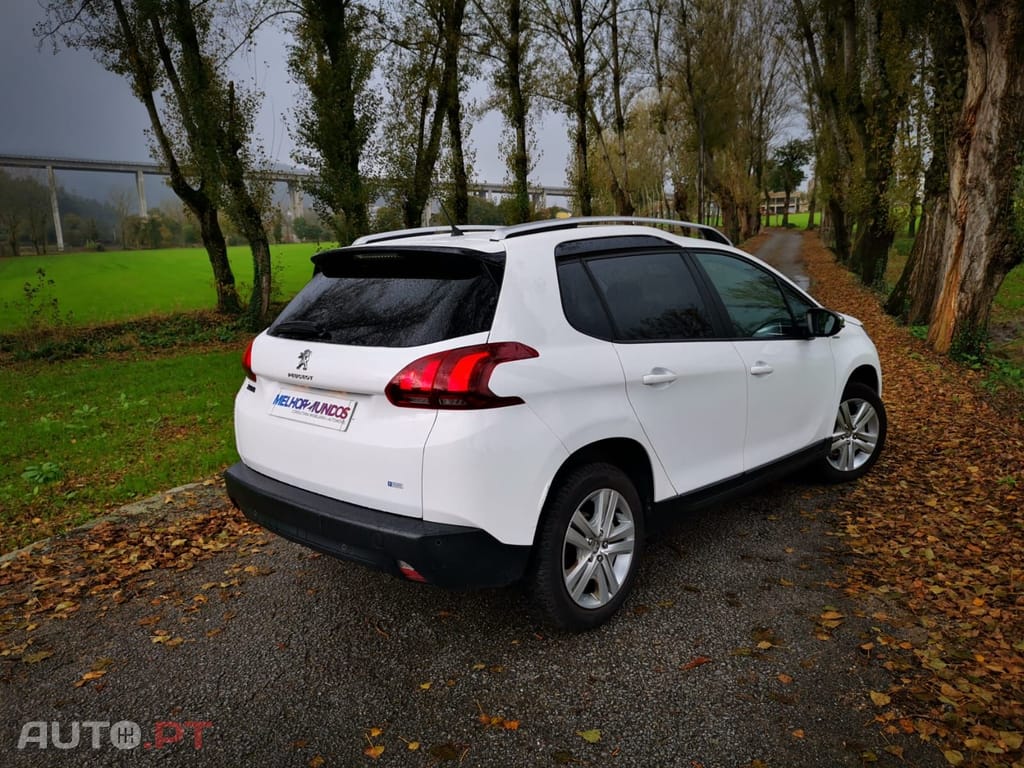 Peugeot 2008 1.6 BlueHDi Style