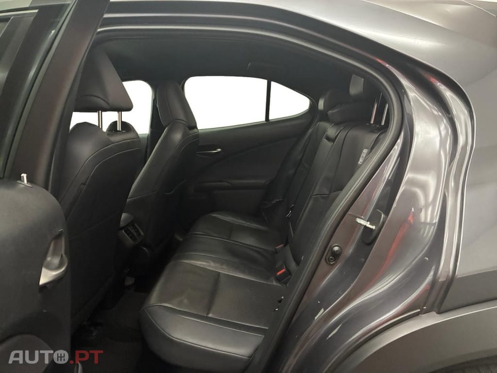 Lexus UX MC 2WD