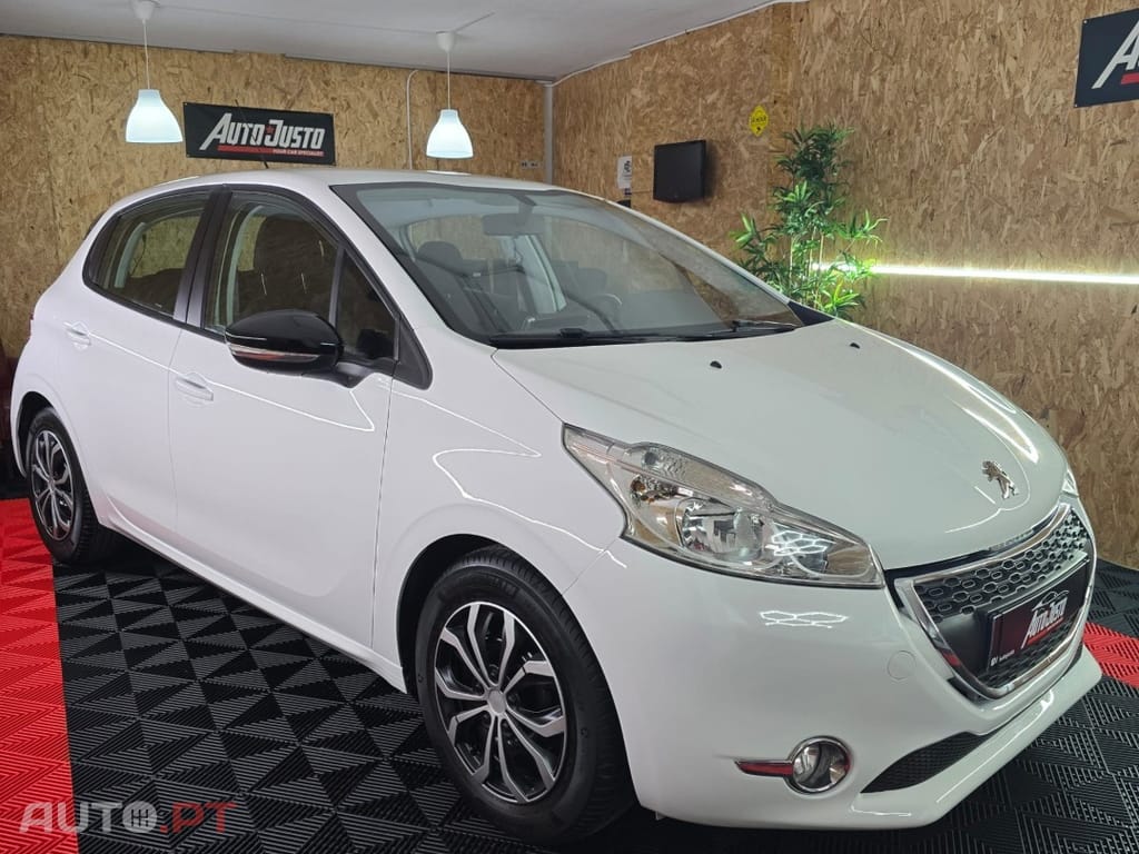 Peugeot 208 1.2 e-VTi Active
