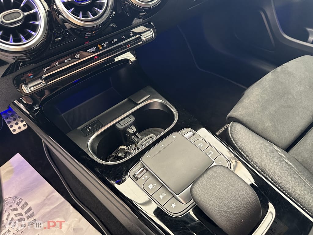 Mercedes-Benz A 250 e 8G-DCT AMG Line