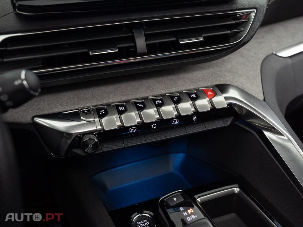 Peugeot 3008 1.6 Hybrid4 GT e-EAT8