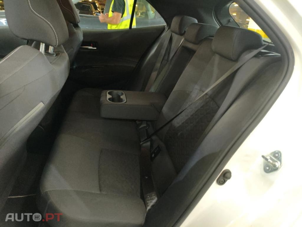 Toyota Corolla 1.8 Hybrid Comfort