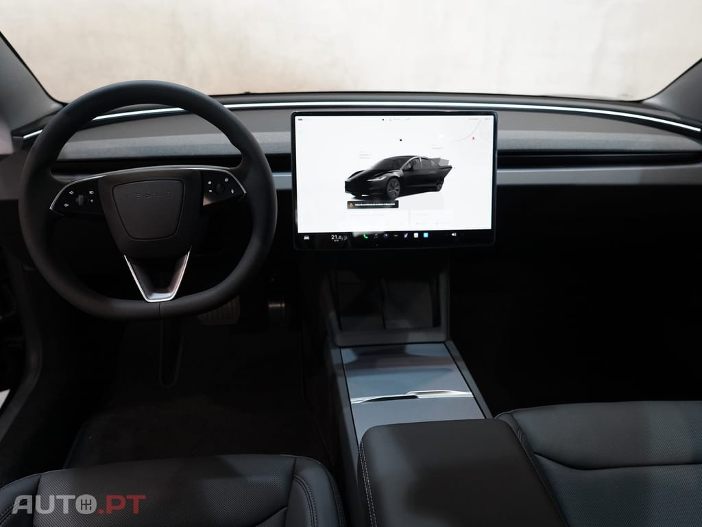Tesla Model 3 Tração Traseira