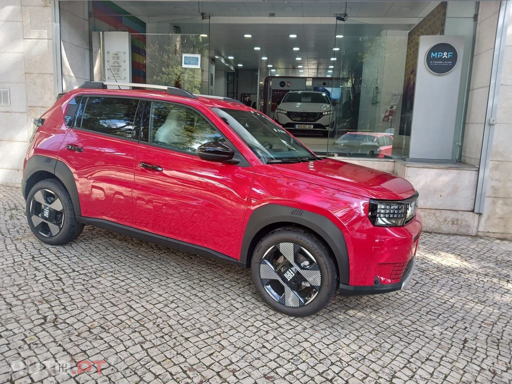 Fiat Grande Panda 1.2 Hybrid La Prima eDCT