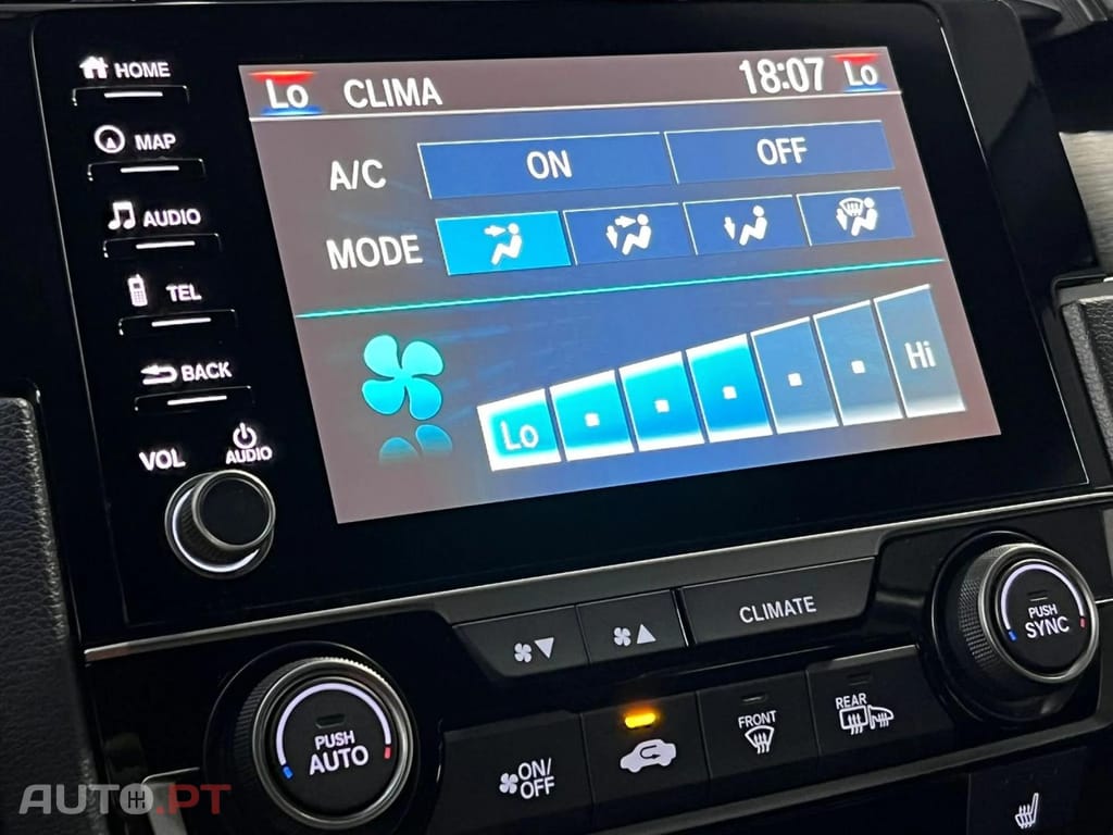 Honda Civic 1.0 i-VTEC TURBO CVT ELEGANCE NAVI