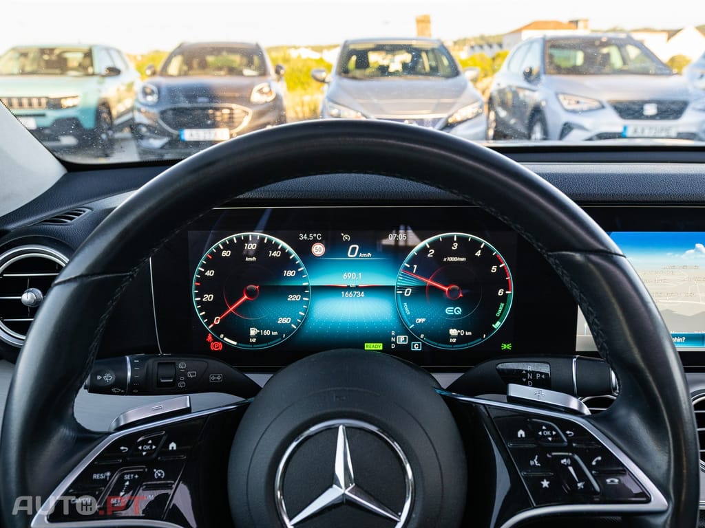Mercedes-Benz E 300 de Avantgarde 4Matic