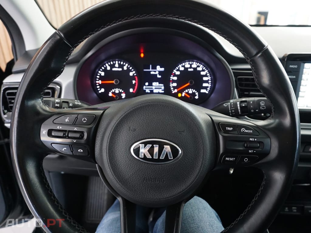 Kia Rio 1.0 T-GDI 100 Dream-Team Edition