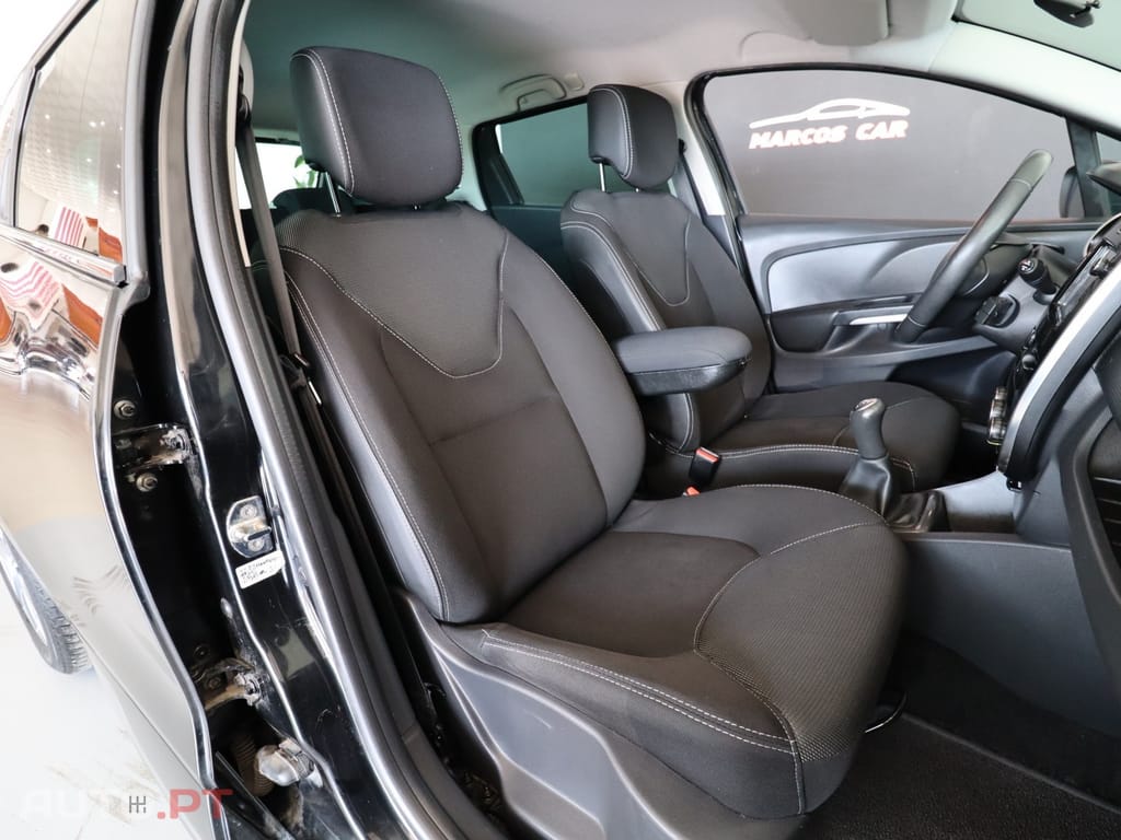 Renault Clio Sport Tourer 1.5 dCi Confort