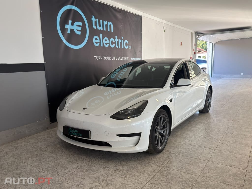 Tesla Model 3 Standard Range Plus RWD