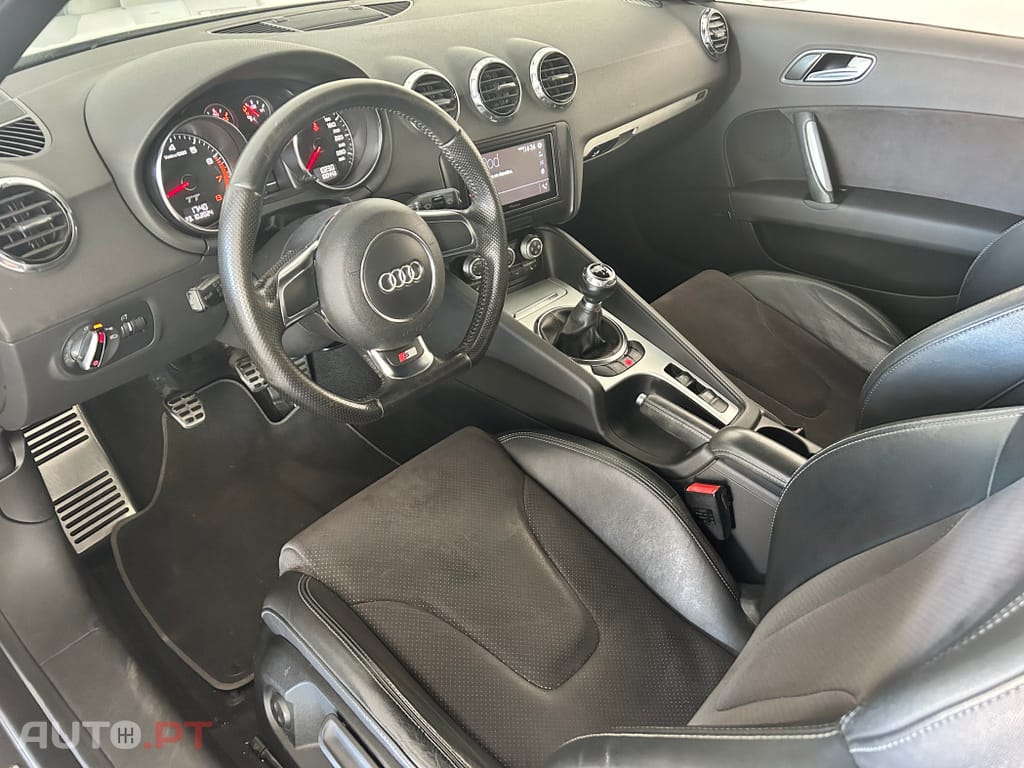 Audi TT 2.0 TFSi S-line