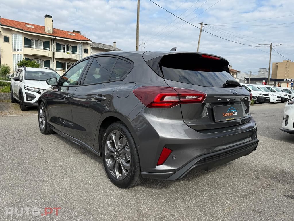 Ford Focus 1.0 EcoBoost MHEV ST-Line