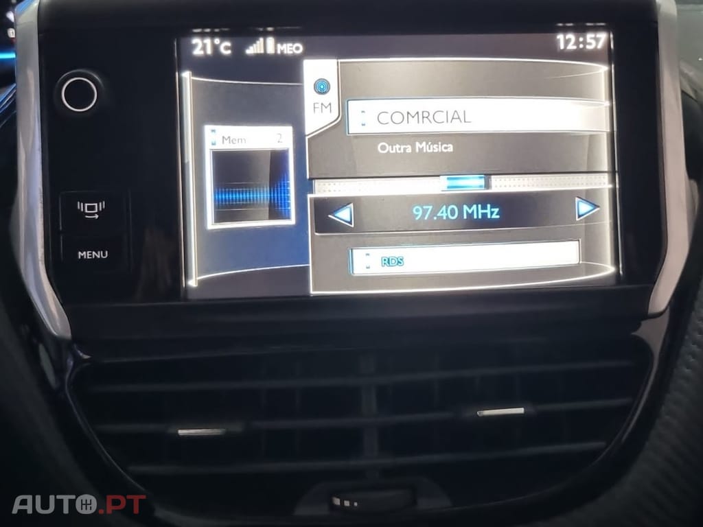 Peugeot 2008 1.6 e-HDi Allure