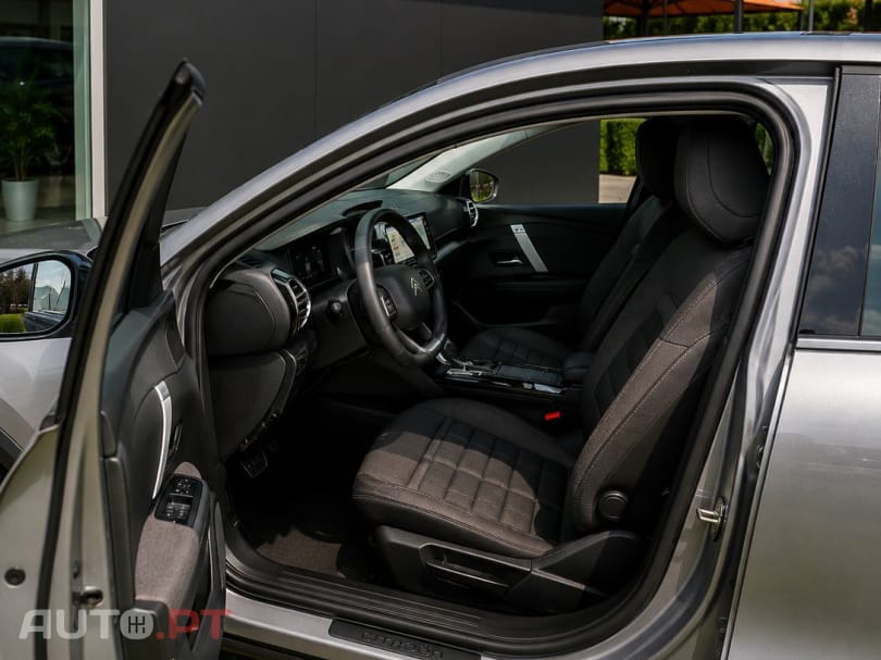Citroen e-C4 X 54 kWh Autonomia Alargada Plus