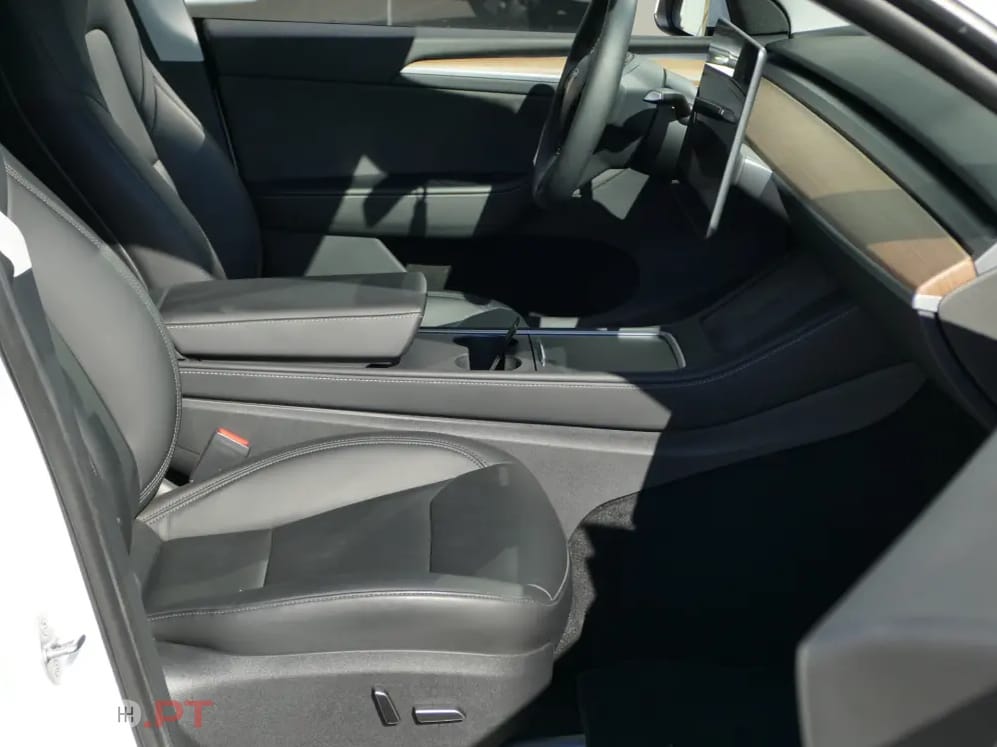 Tesla Model Y Tração Traseira