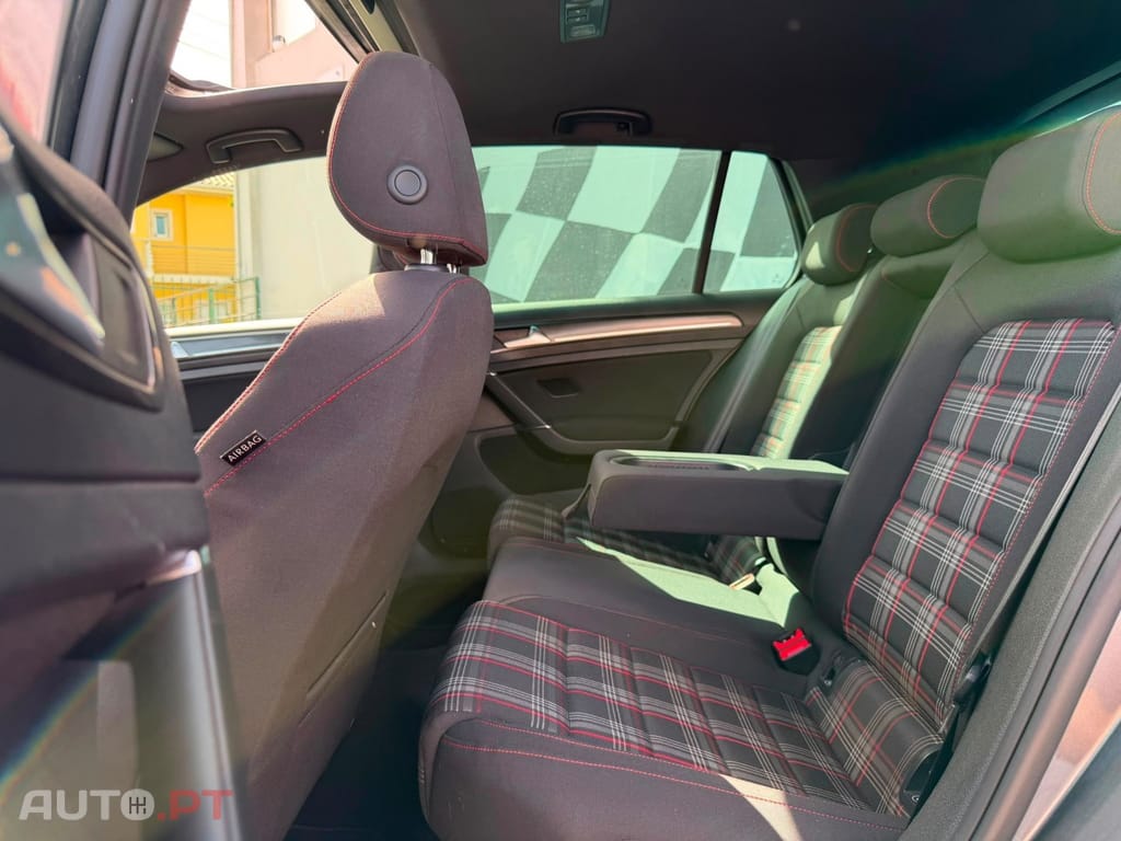 Volkswagen Golf 2.0 TSI OPF DSG GTI