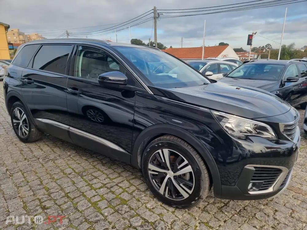 Peugeot 5008 1.5 BlueHDi Allure