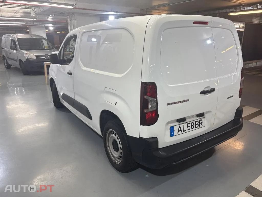 Peugeot Partner 1.5 BlueHDi Premium Standard