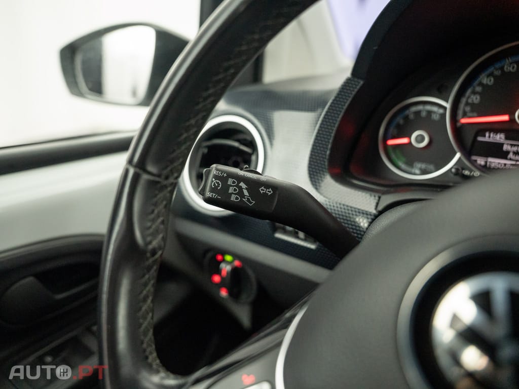 Volkswagen e-Up Standard
