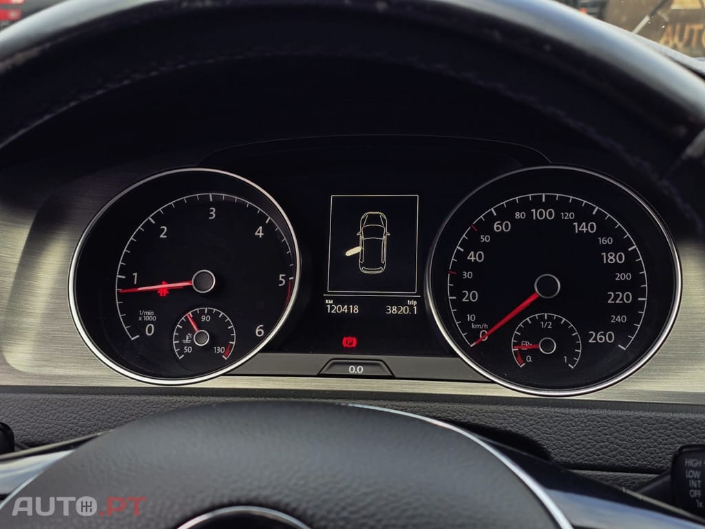 Volkswagen Golf 1.6 TDi Confortline
