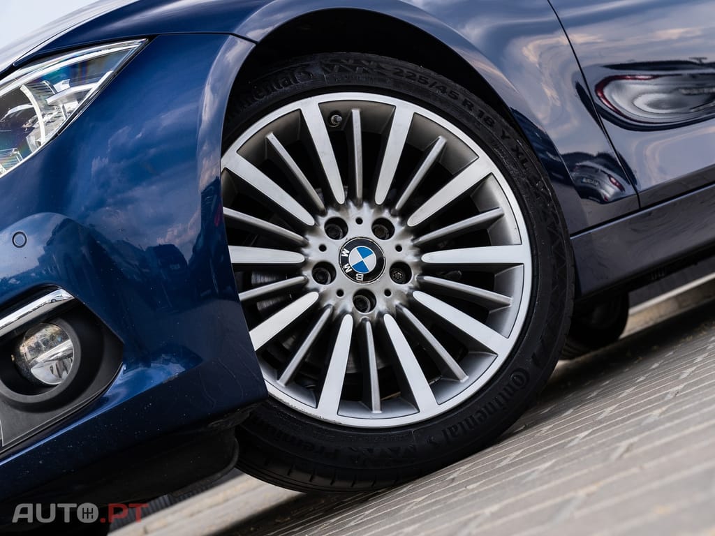 BMW 320 d ED Line Luxury Auto