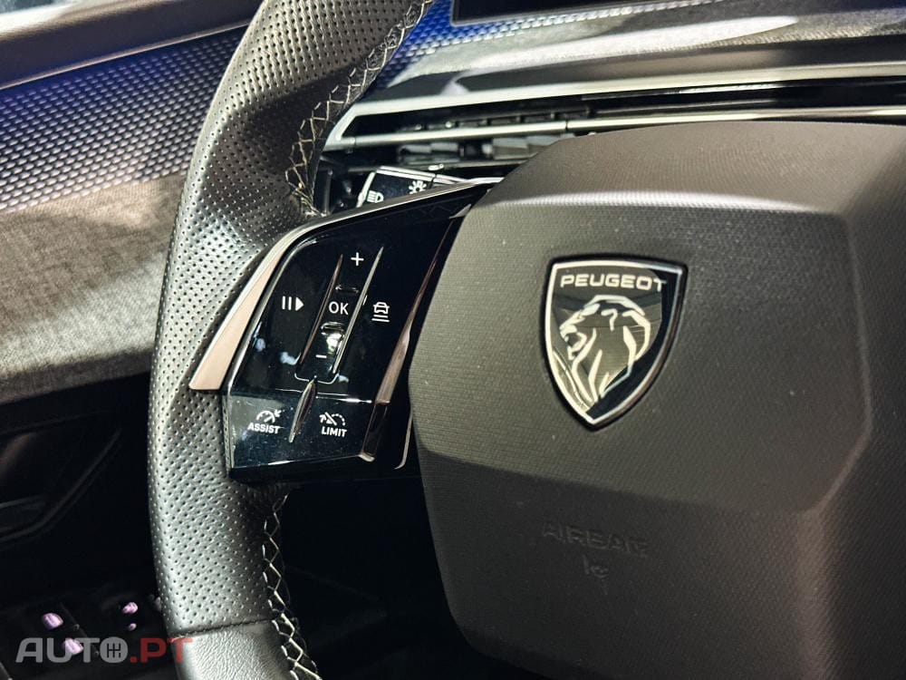 Peugeot E-3008 73 kWh GT