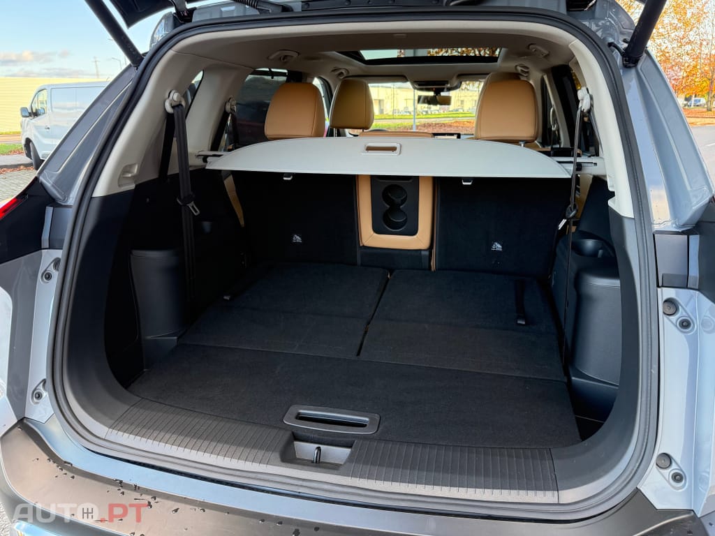 Nissan X-Trail 1.5 e-Power Tekna+ 7L e-4force