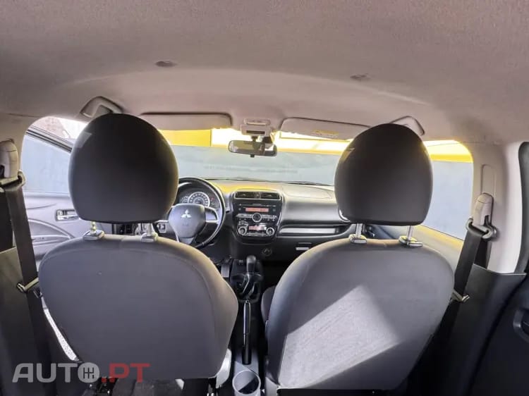 Mitsubishi Space Star 1.2 Intense Connect Edition