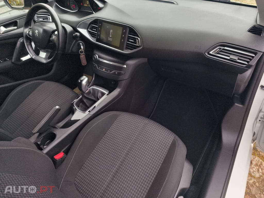 Peugeot 308 SW 1.6 BlueHDi Style