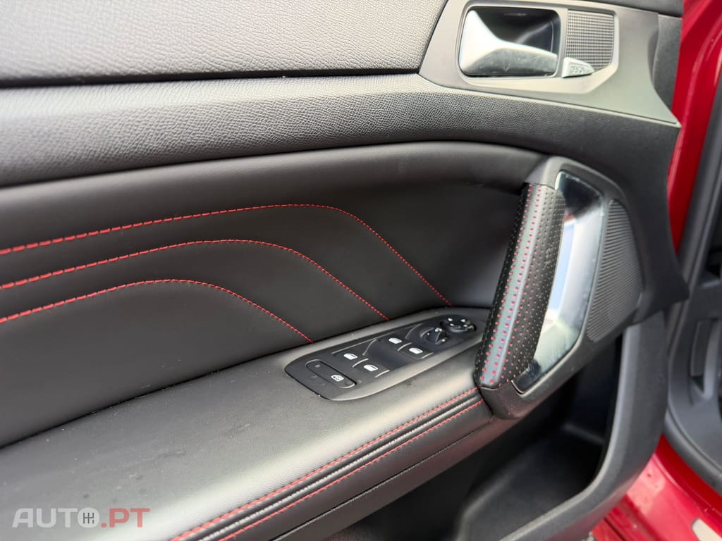 Peugeot 308 1.6 e-THP GTi